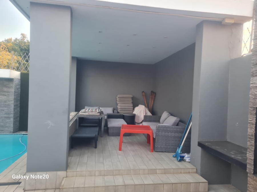 4 Bedroom Property for Sale in Zinniaville North West